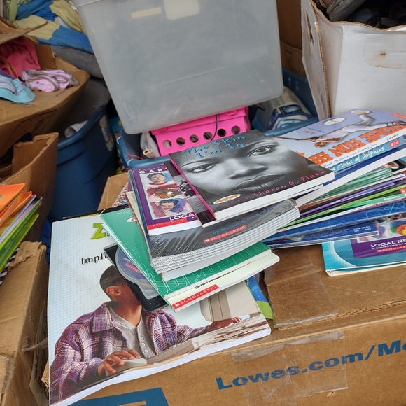 Scholastic new books let me know what you want it's what teachers Used n… - Picture 1 of 16